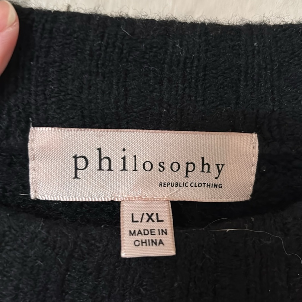 Philosophy women’s black sweater size L/XL - Picture 2 of 9